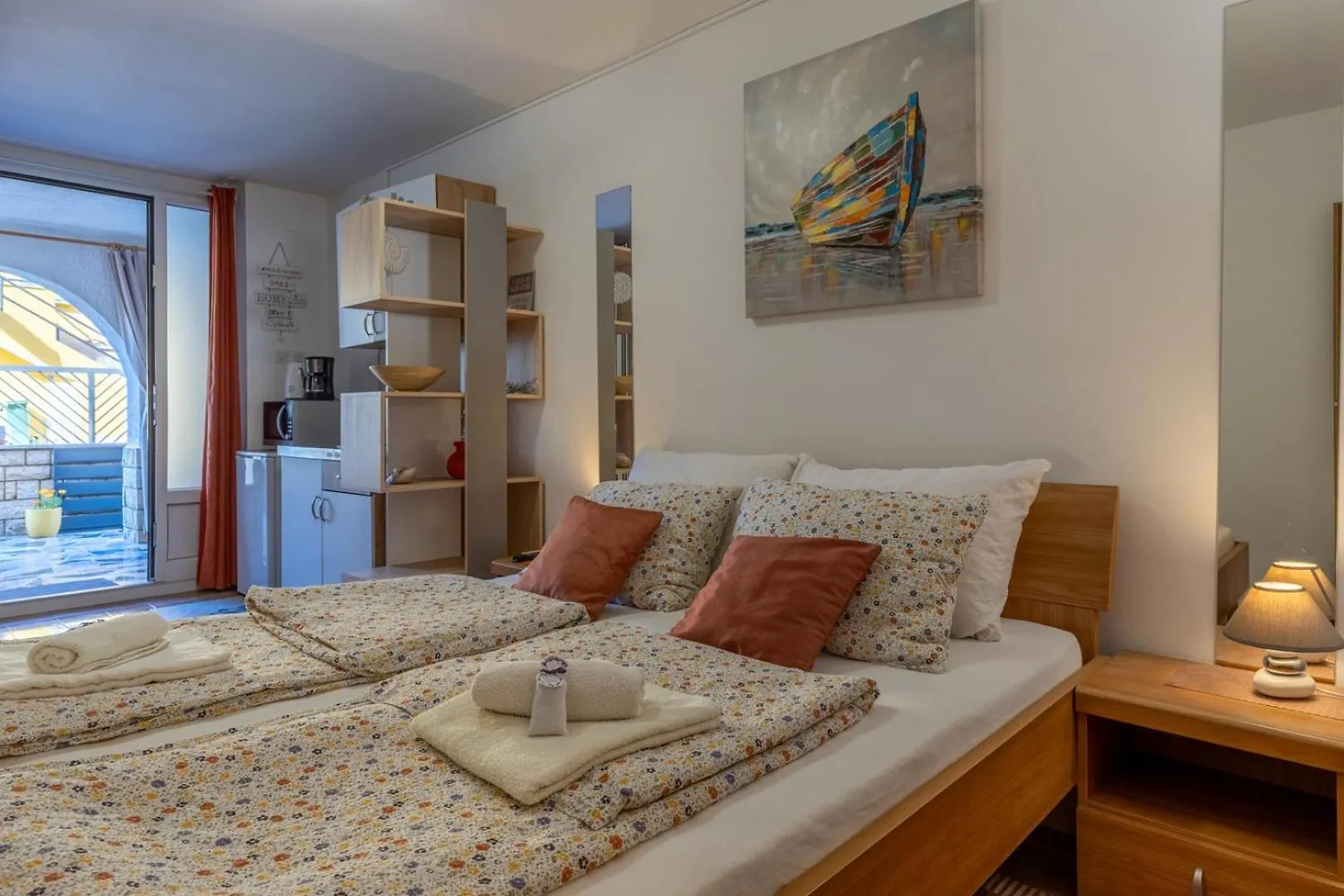 Apartments Ljubica بوريتش 0*,