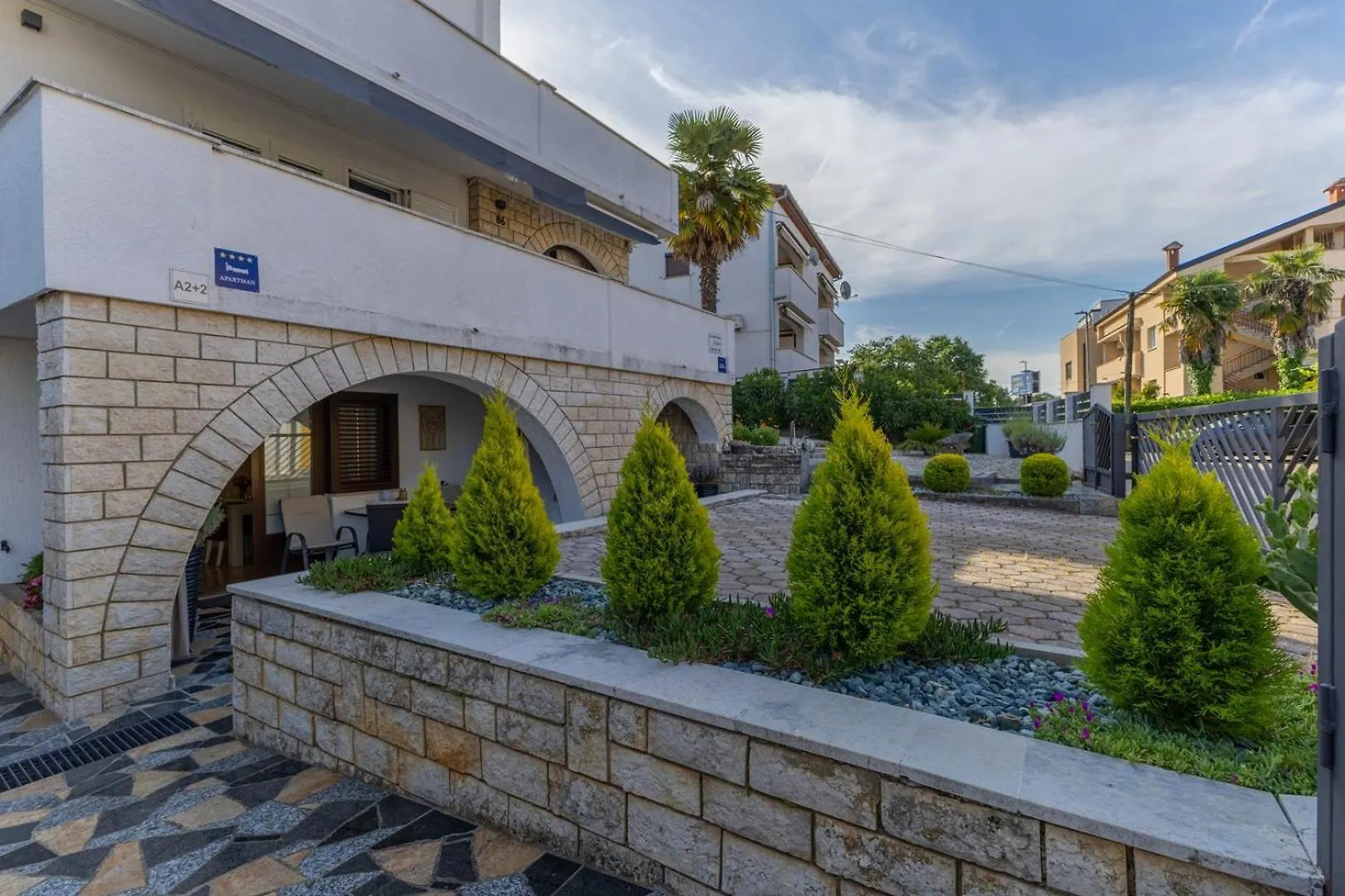 Apartments Ljubica بوريتش 0*,  كرواتيا